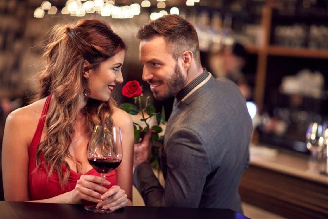 ماذا تعرف عن الفرمونات جرعة الحب السحرية؟