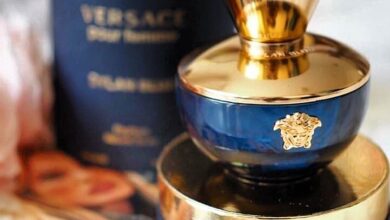 عطر بور فيم ديلين بلو Versace Pour Femme Dylan Blue من فيرساتشي لامرأة واثقة من نفسها وتعرف قوتها الخاصة