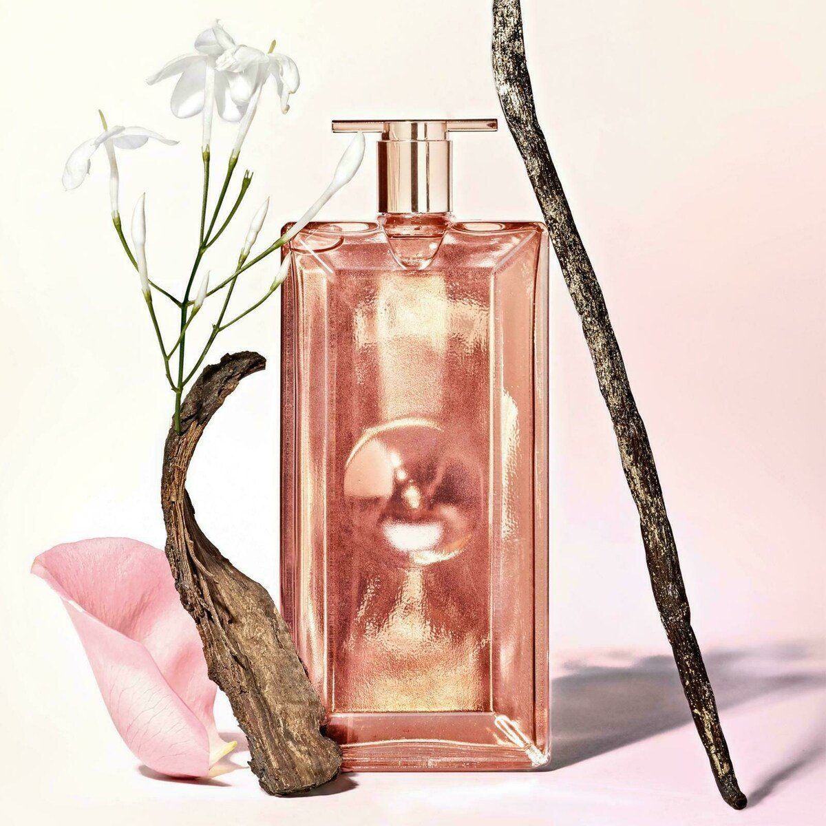 عطر أيدول إنتنس من لانكوم