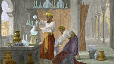 ماذا تعرف عن تاريخ صناعة العطور؟