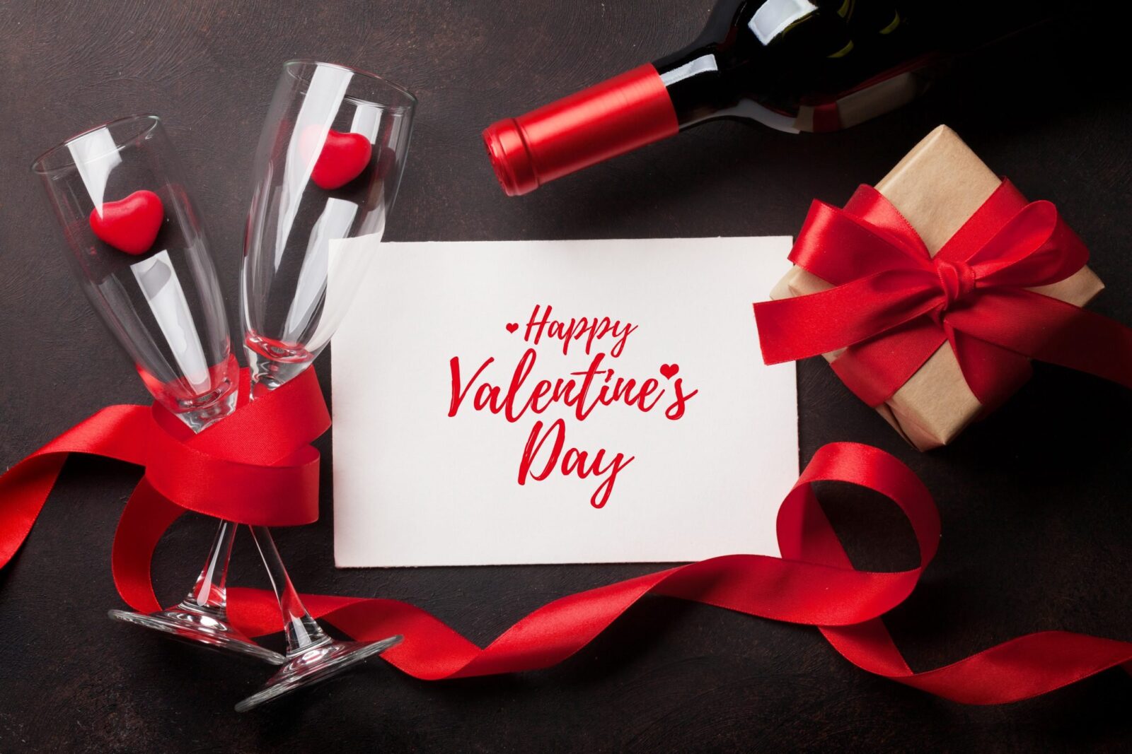 عطور مميزة لعيد الحب