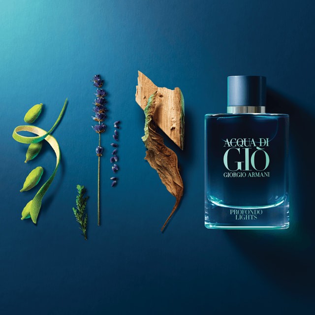عطر أكوا دي جيو بروفوندو لايت من جورجيو أرماني Acqua di Gio Profondo Lights Gorgio Armani