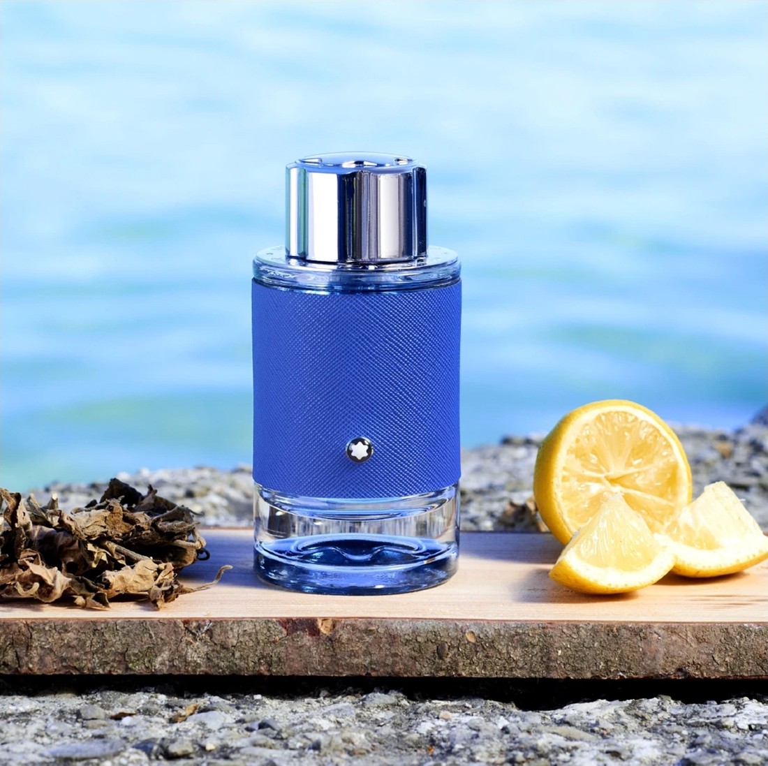 عطر اكسبلورر ألترا بلو من مونت بلانك Explorer Ultra Blue Montblanc