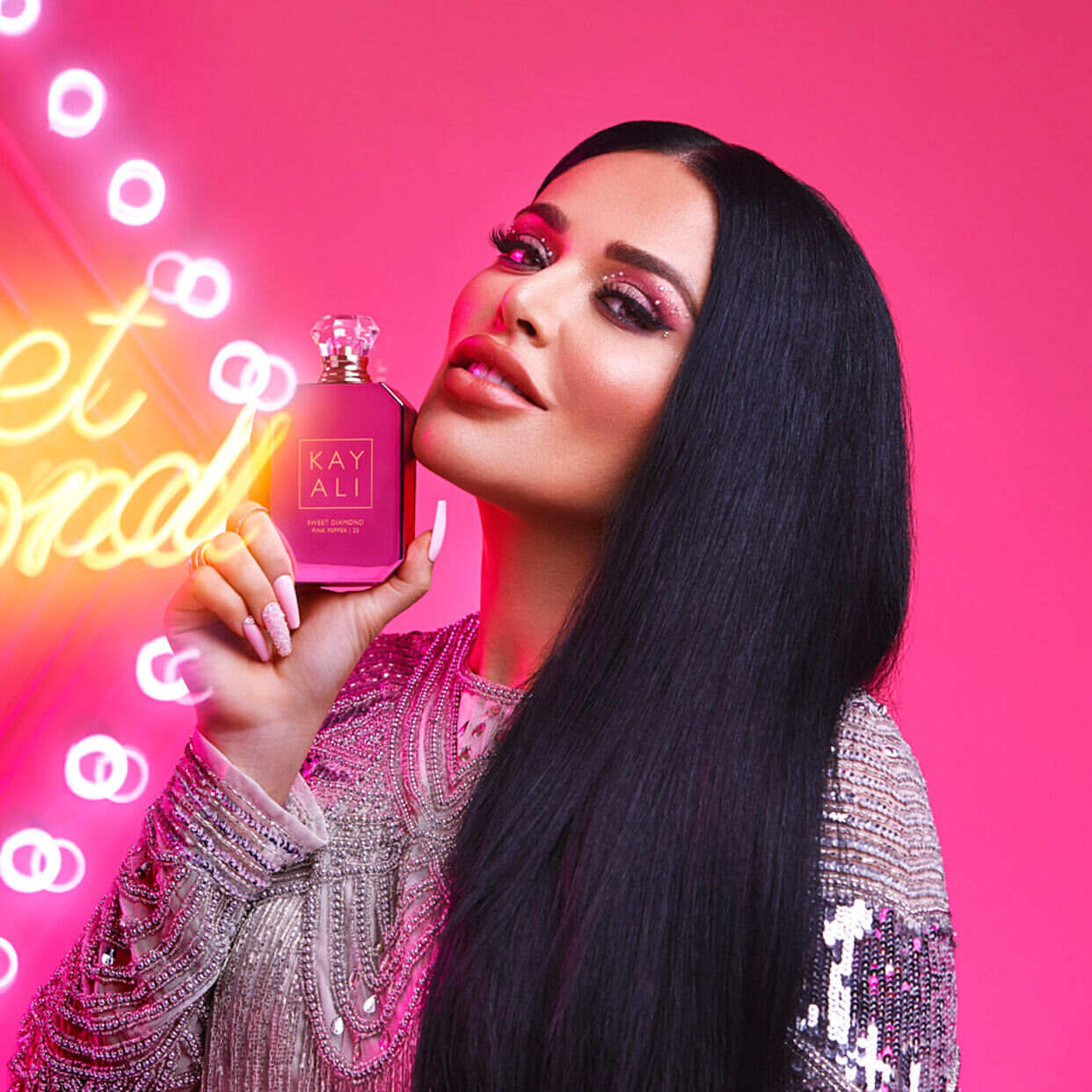 عطر هدى بيوتي الجديد Kayali Launch Sweet Diamond Pink Pepper 25