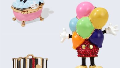 إستي لودر تطلق عطور صلبة بالتعاون مع ديزني