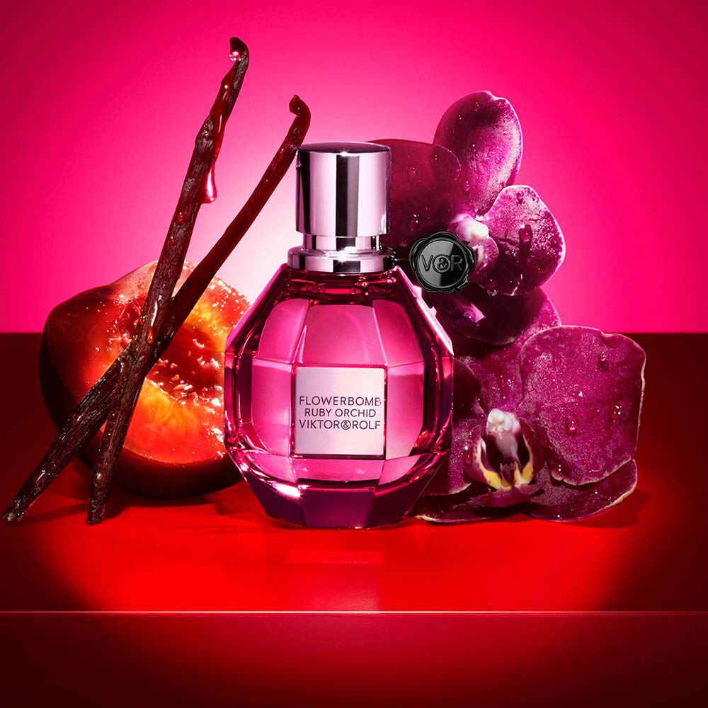 عطر فلوربومب روبي أوركيد من فيكتور آند رولف Flowerbomb Ruby Orchid Viktor and Rolf