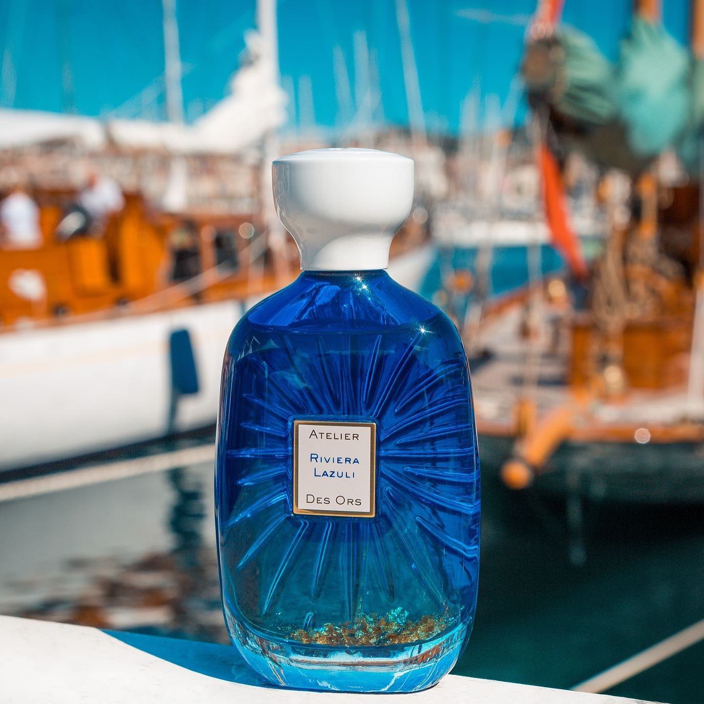 عطر Riviera Lazuli Atelier des Ors من أتيليه دي أورس