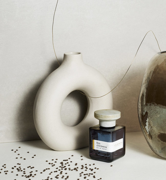 عطر Peau D'Ambrette Atelier Materi
