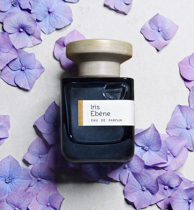 عطر أيريس إيبين من أتيليه ماتيري Iris Ebène Atelier Materi