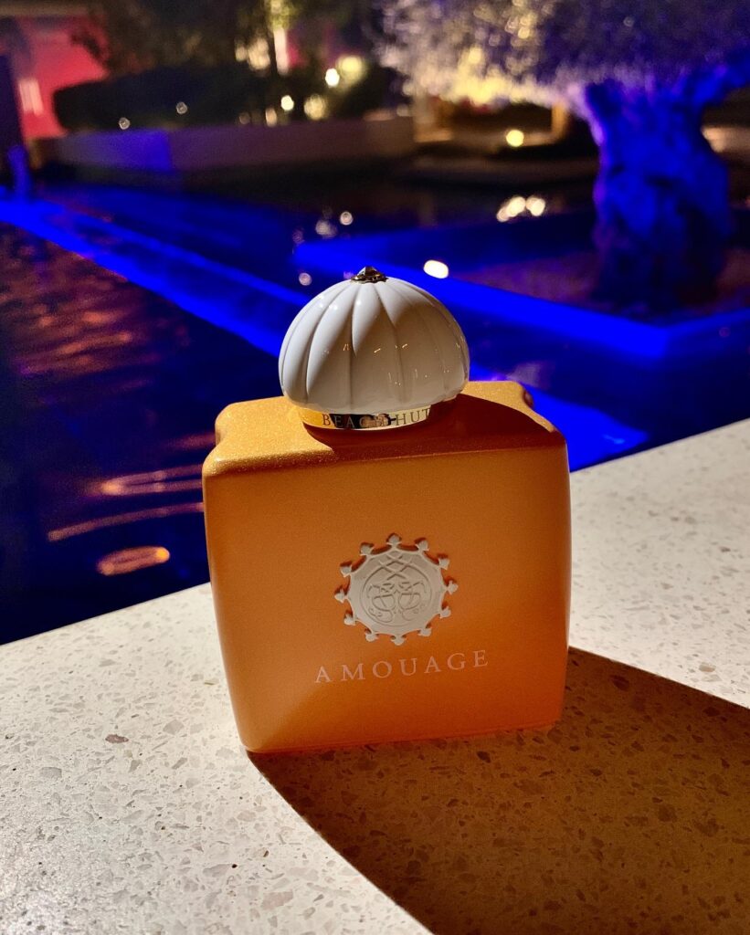 عطر بيتش هت النسائي Beach Hut Woman Amouage من أمواج
