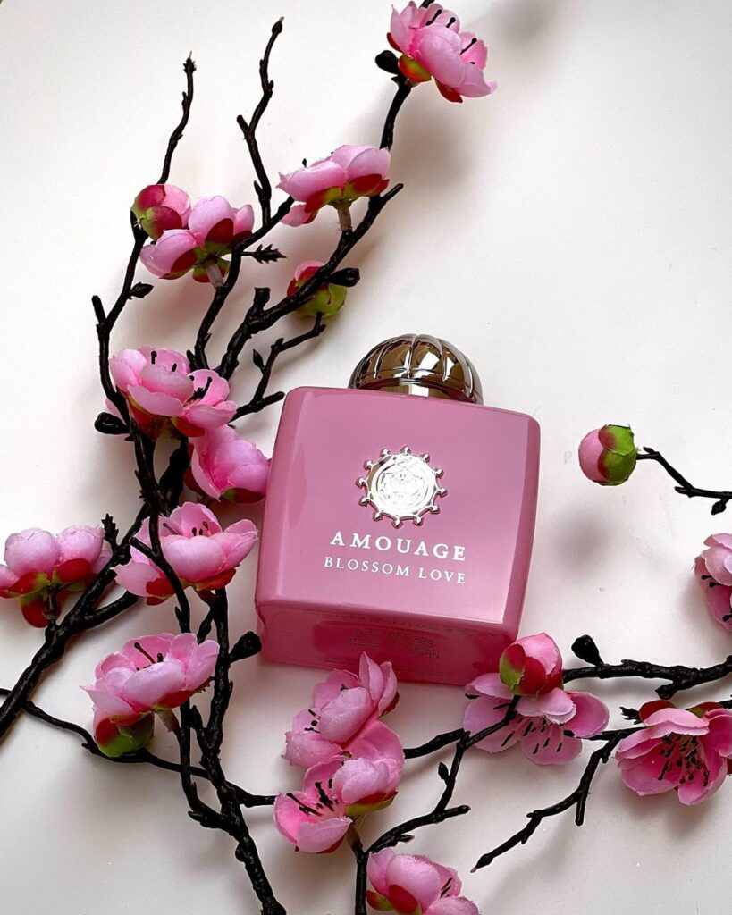 عطر Blossom Love Amouage