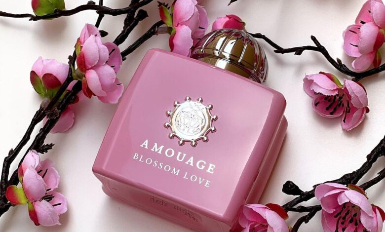 عطر بلوسوم لوف من أمواج Blossom Love Amouage