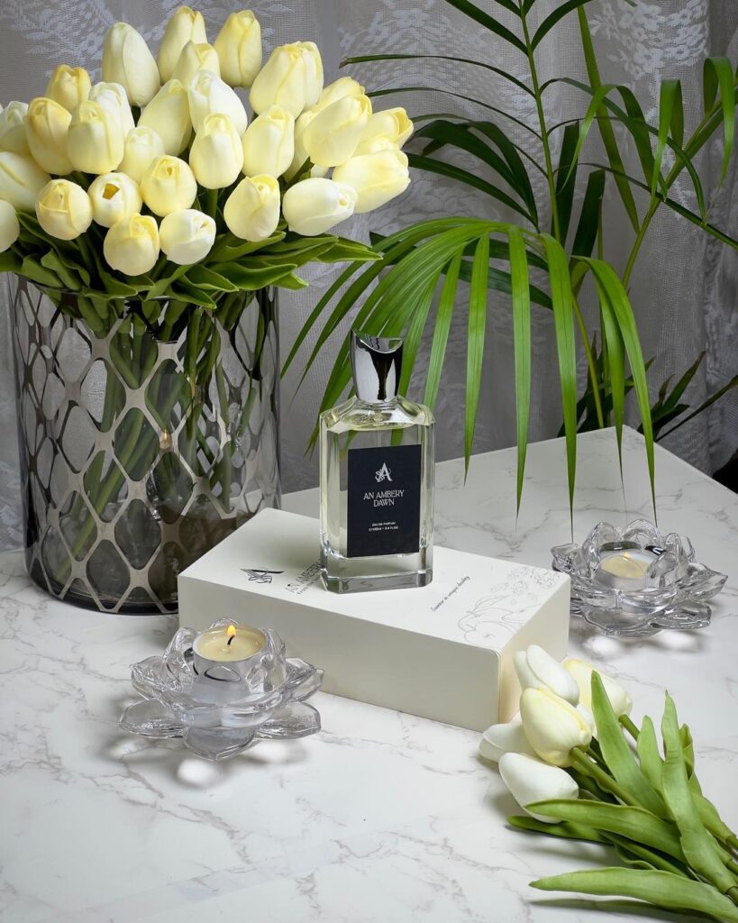 عطر An Ambery Dawn Artal من أرتال
