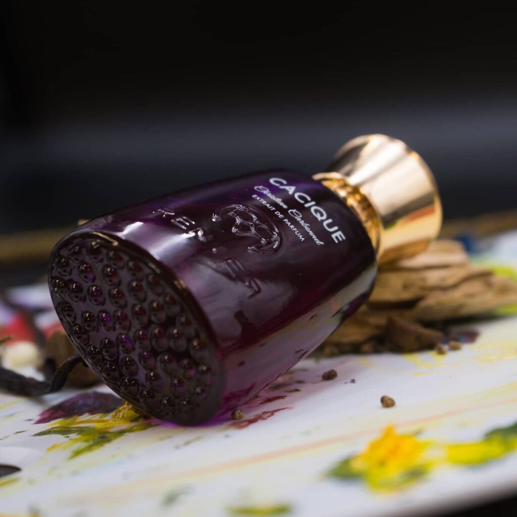 عطر كاسيك من رينيه بيرفيومز
