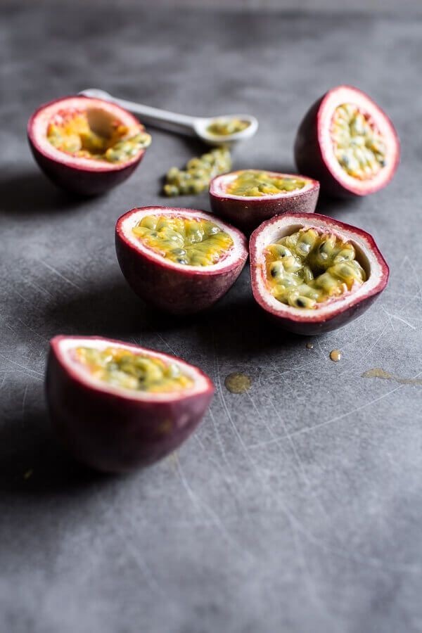 الباشون فروت أو فاكهة العاطفة