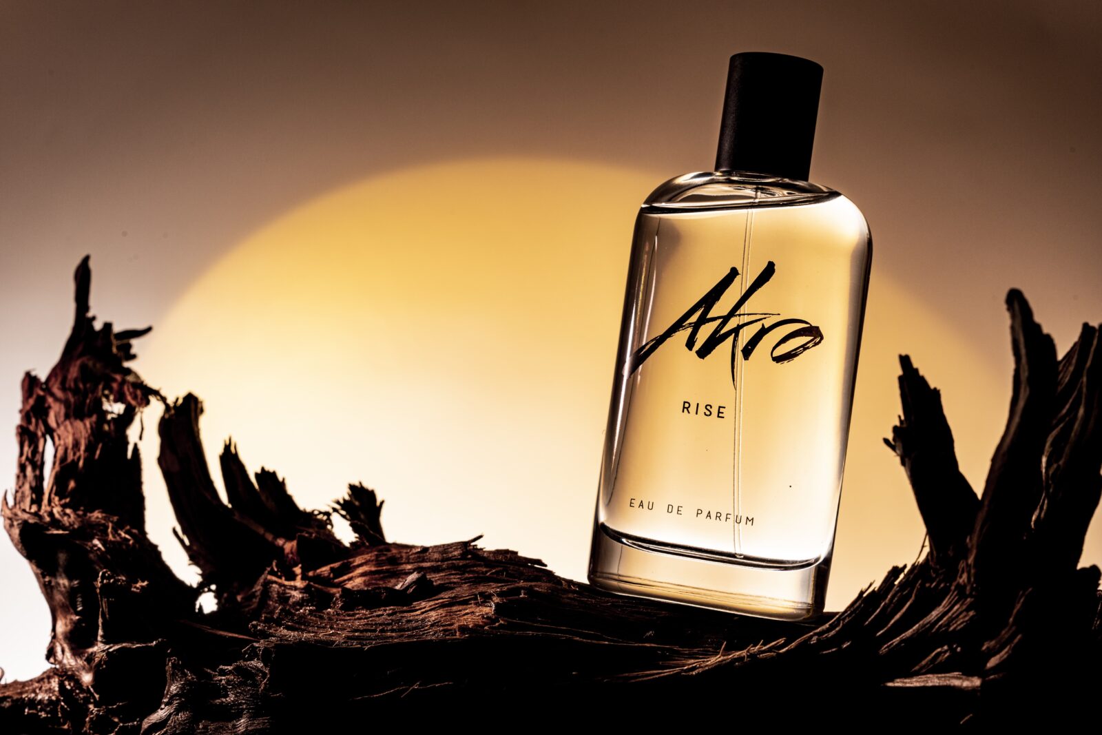 Rise Akro | عطر رايز من أكرو