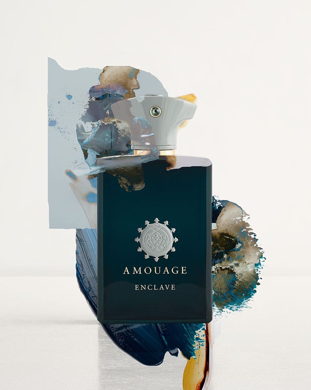 عطر إنكليف من أمواج Enclave Amouage