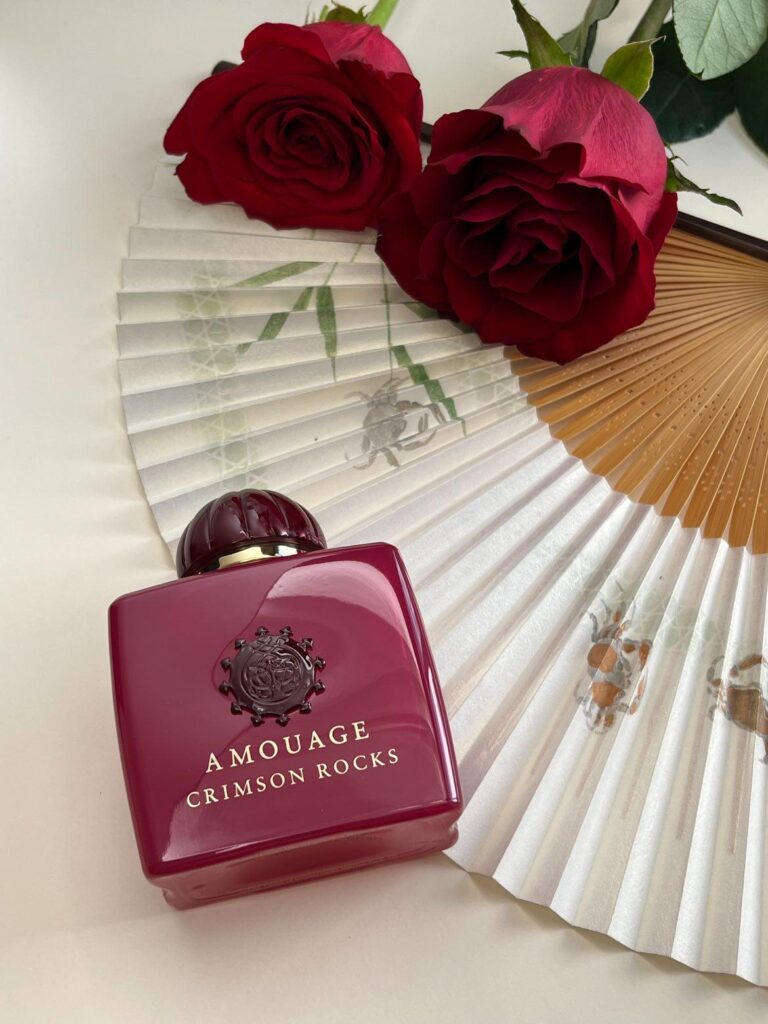 عطر كريمزون روكس من أمواج
